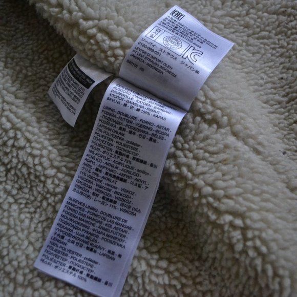 Levi's Women's Original Sherpa Trucker Light Wash Denim Jacket Size Small - Picture 7 of 7